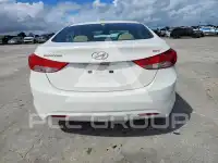 2013 Hyundai Elantra фото