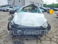 2013 Hyundai Elantra фото
