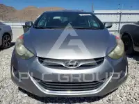 2013 Hyundai Elantra photo