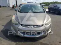 2013 Hyundai Elantra photo