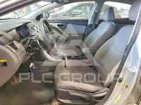 2013 Hyundai Elantra photo