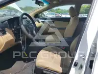 2013 Hyundai Elantra photo