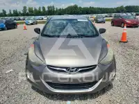 2013 Hyundai Elantra photo