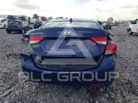 2013 Hyundai Elantra photo