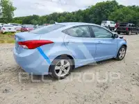 2013 Hyundai Elantra photo