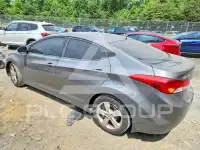 2013 Hyundai Elantra фото