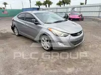2013 Hyundai Elantra photo