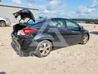 2013 Hyundai Elantra photo
