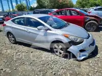 2013 Hyundai Elantra photo