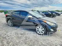 2013 Hyundai Elantra photo