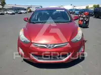 2013 Hyundai Elantra photo