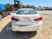 2013 Hyundai Elantra фото
