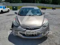 2013 Hyundai Elantra photo