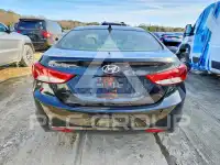 2013 Hyundai Elantra photo