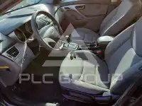 2013 Hyundai Elantra photo