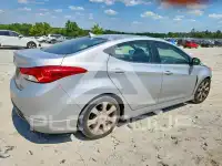 2013 Hyundai Elantra фото
