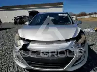 2013 Hyundai Elantra фото