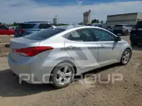2013 Hyundai Elantra photo