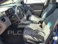 2013 Hyundai Elantra photo