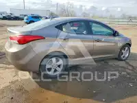 2013 Hyundai Elantra photo