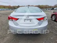 2013 Hyundai Elantra фото