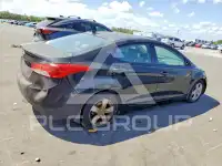 2013 Hyundai Elantra photo