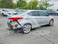 2013 Hyundai Elantra фото