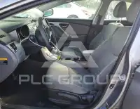 2013 Hyundai Elantra photo