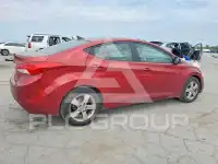 2013 Hyundai Elantra photo