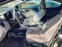 2013 Hyundai Elantra photo