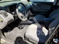 2013 Hyundai Elantra photo