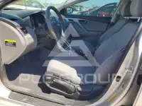 2013 Hyundai Elantra фото