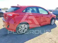 2013 Hyundai Elantra photo