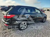 2013 Hyundai Santa Fe photo