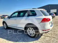 2013 Volkswagen Touareg photo