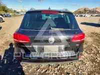 2013 Volkswagen Touareg фото