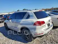2013 Volkswagen Touareg фото