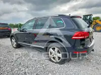 2013 Volkswagen Touareg фото