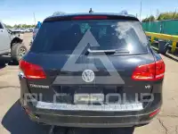 2013 Volkswagen Touareg photo