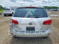 2013 Volkswagen Touareg фото