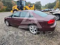2013 Volkswagen Passat photo