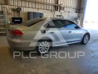 2013 Volkswagen Passat фото