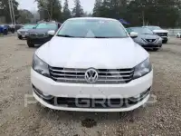 2013 Volkswagen Passat фото