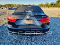 2013 Volkswagen Passat photo