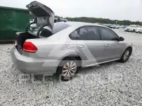 2013 Volkswagen Passat photo