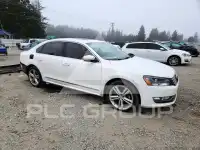 2013 Volkswagen Passat фото