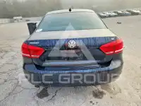 2013 Volkswagen Passat photo