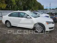 2013 Volkswagen Passat photo