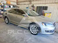 2013 Volkswagen Passat фото