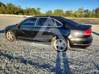 2013 Volkswagen Passat photo